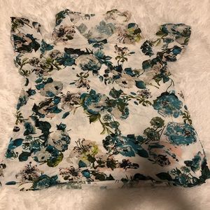 Cold shoulder top/NWOT